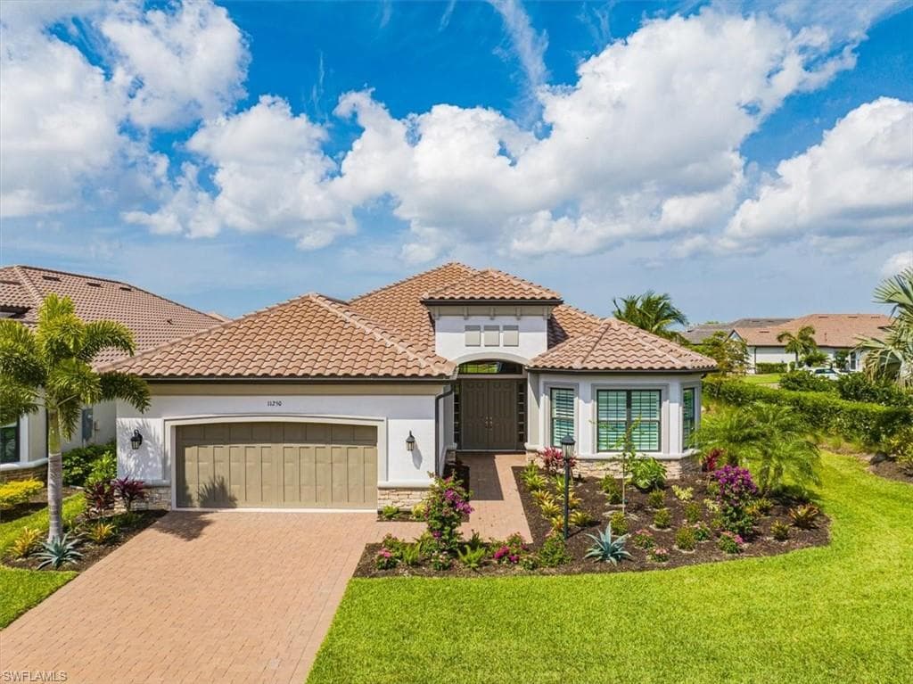 11250 Canal Grande DR FORT MYERS, FL 33913