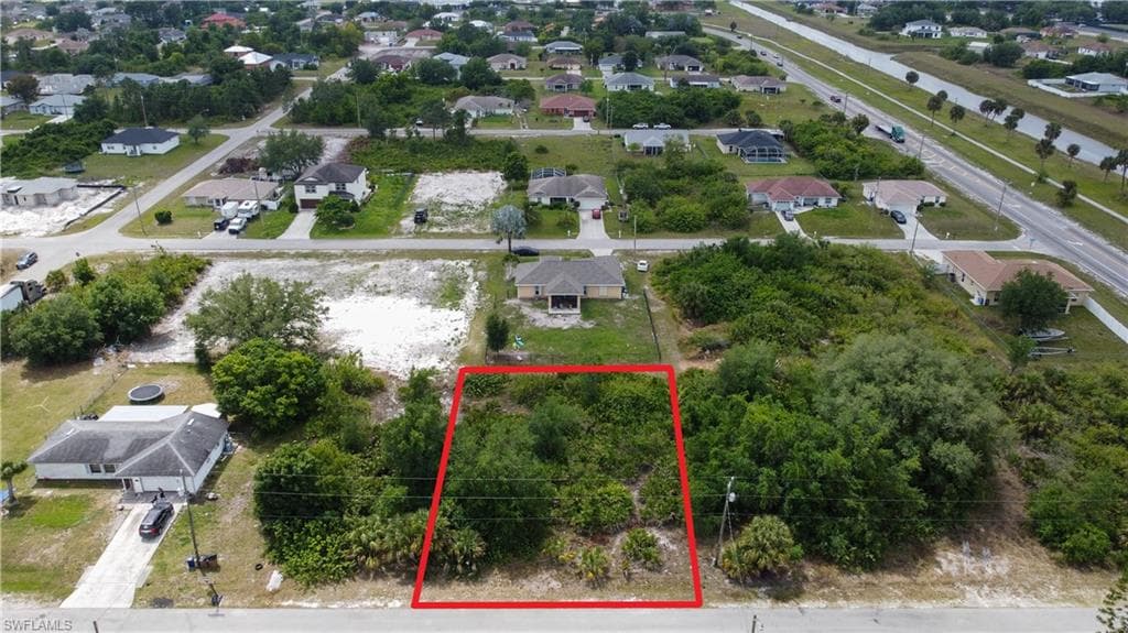 3321 12th ST W LEHIGH ACRES, FL 33971