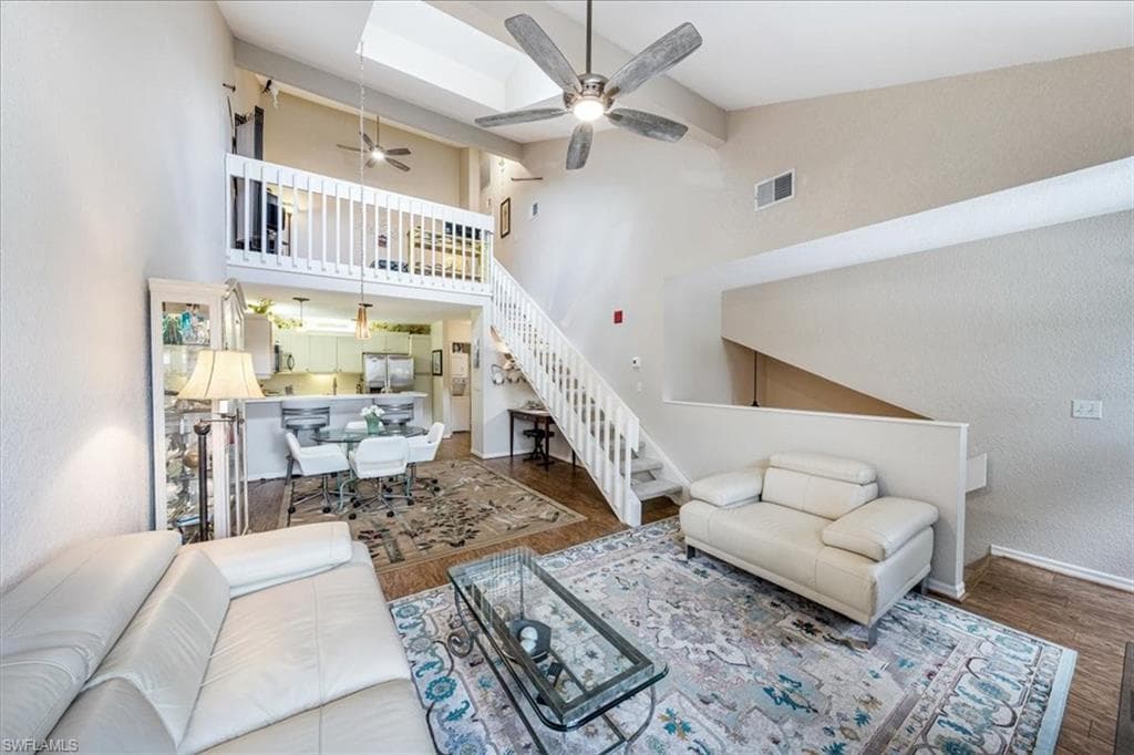 55 Emerald Woods DR C4 NAPLES, FL 34108