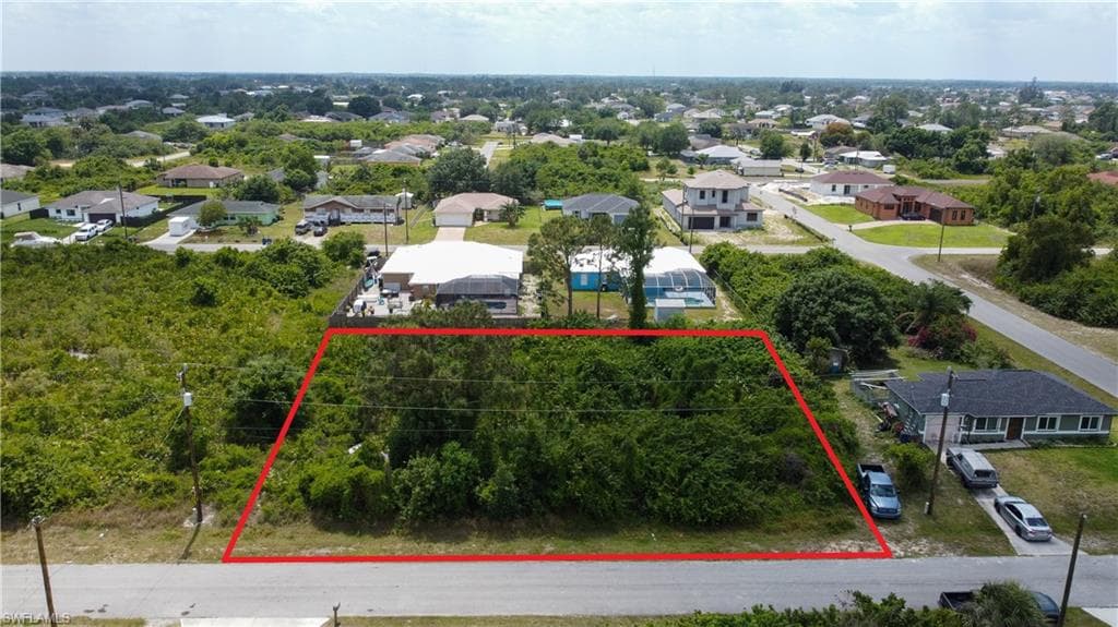 3715 12th ST SW LEHIGH ACRES, FL 33976