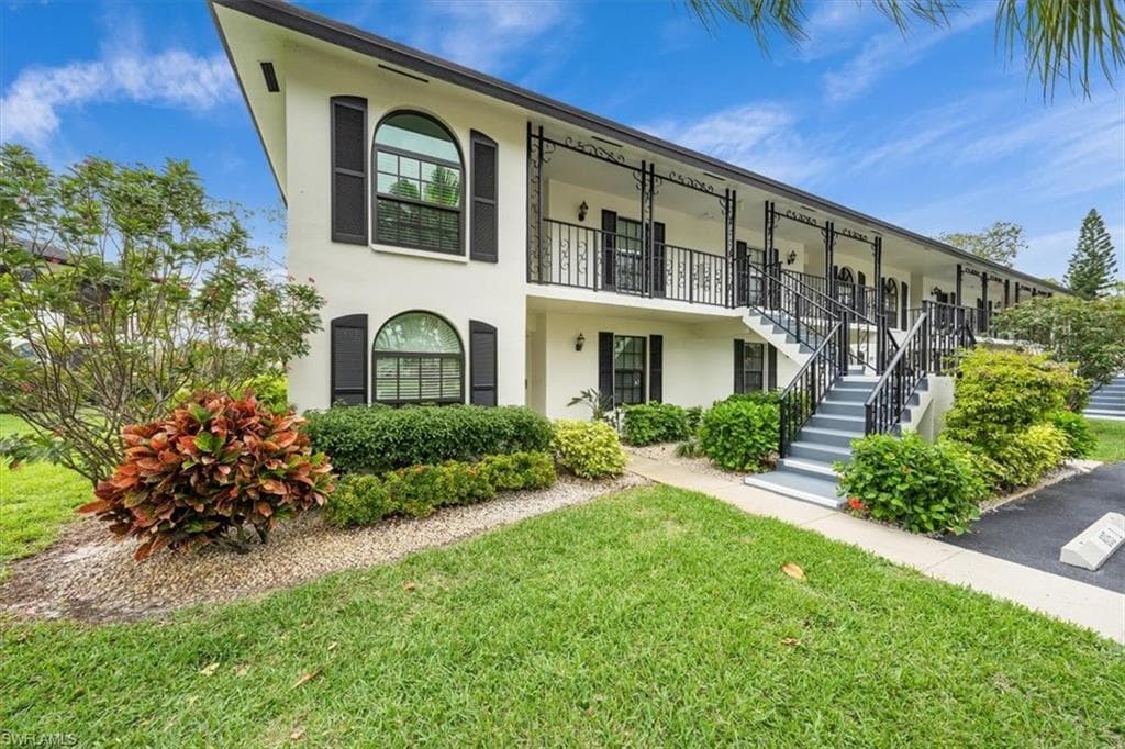 805 Augusta BLVD 805-1 NAPLES, FL 34113
