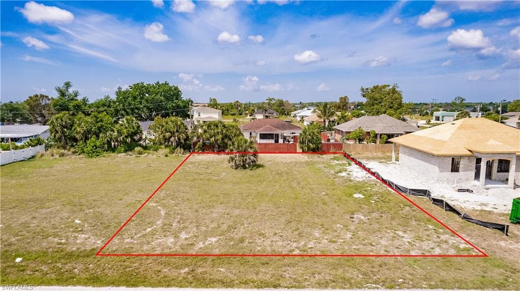 2616 NE 22nd AVE CAPE CORAL, FL 33909