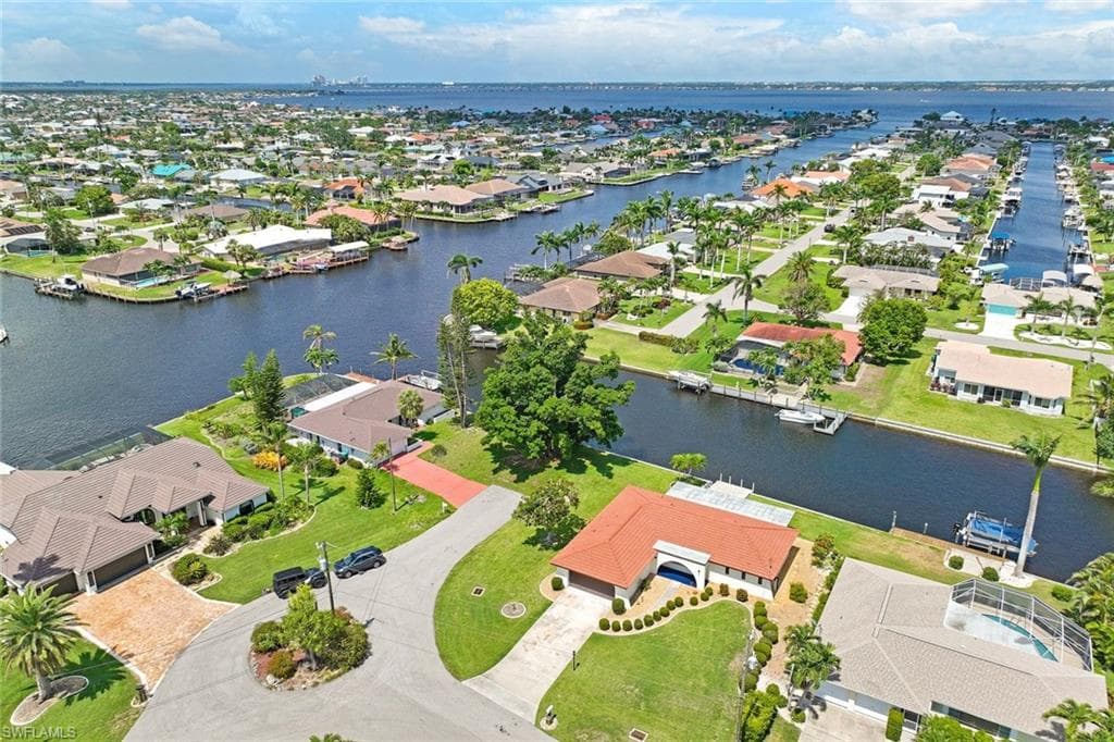 3615 18th AVE CAPE CORAL, FL 33904