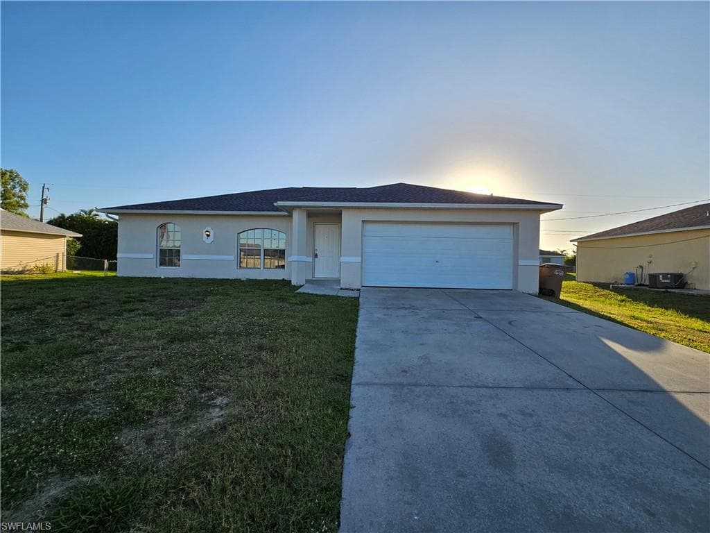 607 SW 11th AVE CAPE CORAL, FL 33991