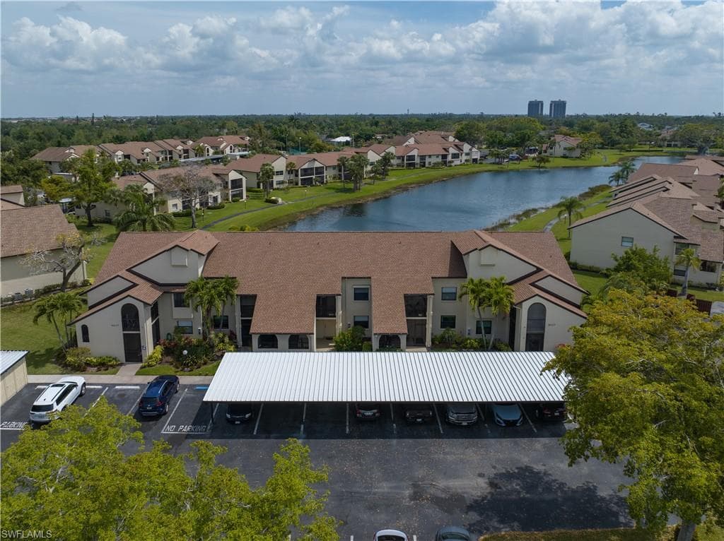 8537 Charter Club CIR 4 FORT MYERS, FL 33919