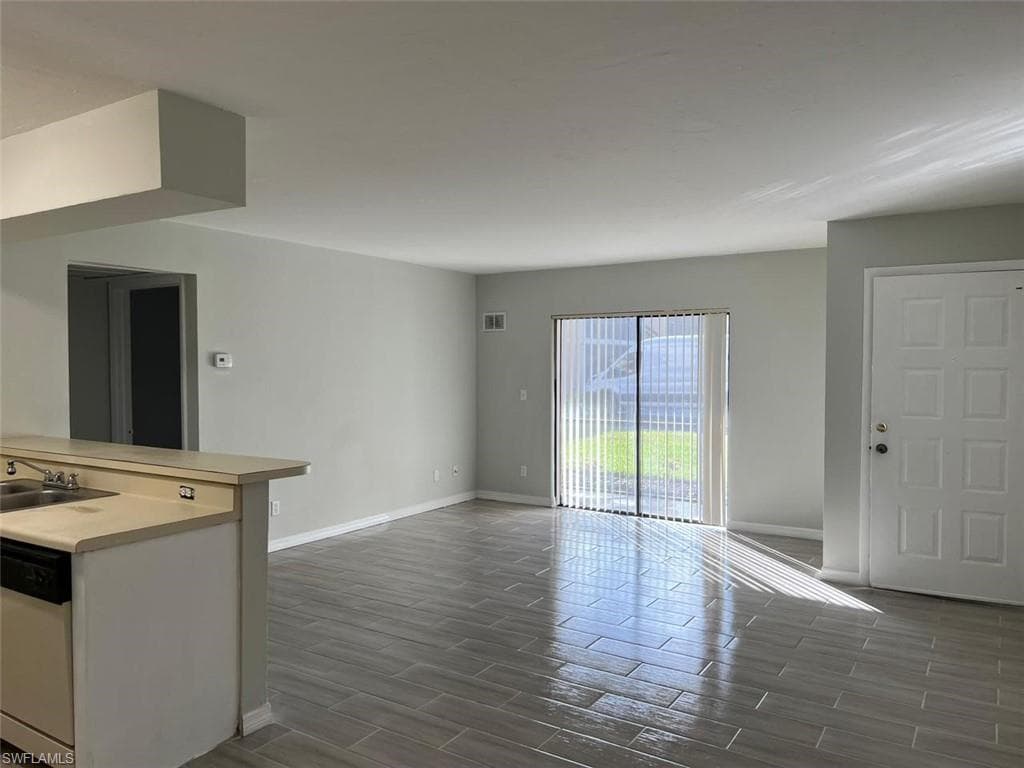5311 Summerlin RD 1104 FORT MYERS, FL 33919