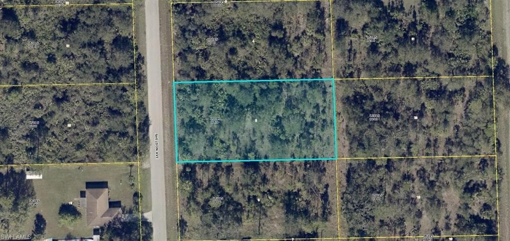 914 Sheldon AVE LEHIGH ACRES, FL 33936