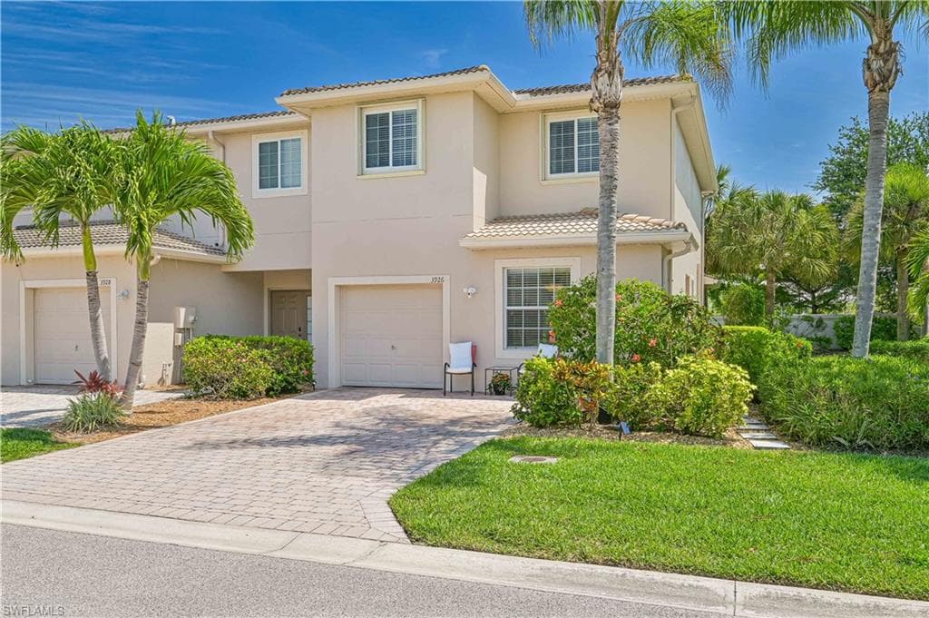 3926 Cherrybrook LOOP FORT MYERS, FL 33966