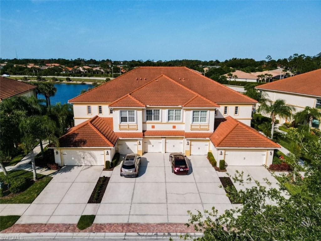 7877 Clemson ST 201 NAPLES, FL 34104