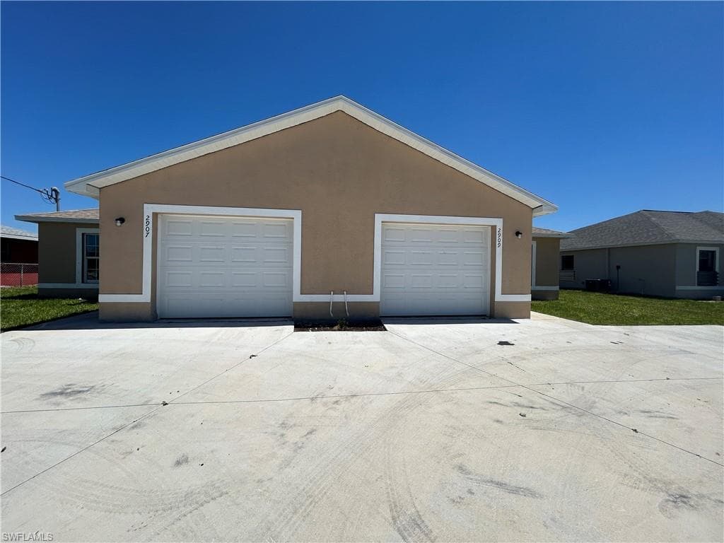 2907-2909 Santa Barbara BLVD 2907 CAPE CORAL, FL 33914