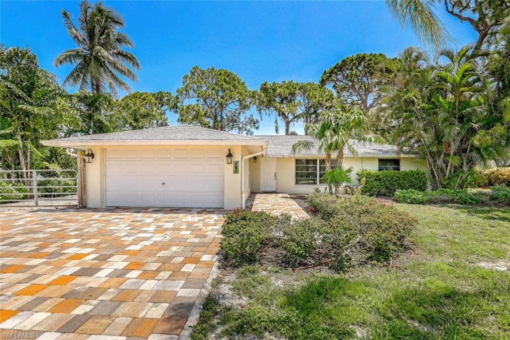 181 7th ST BONITA SPRINGS, FL 34134