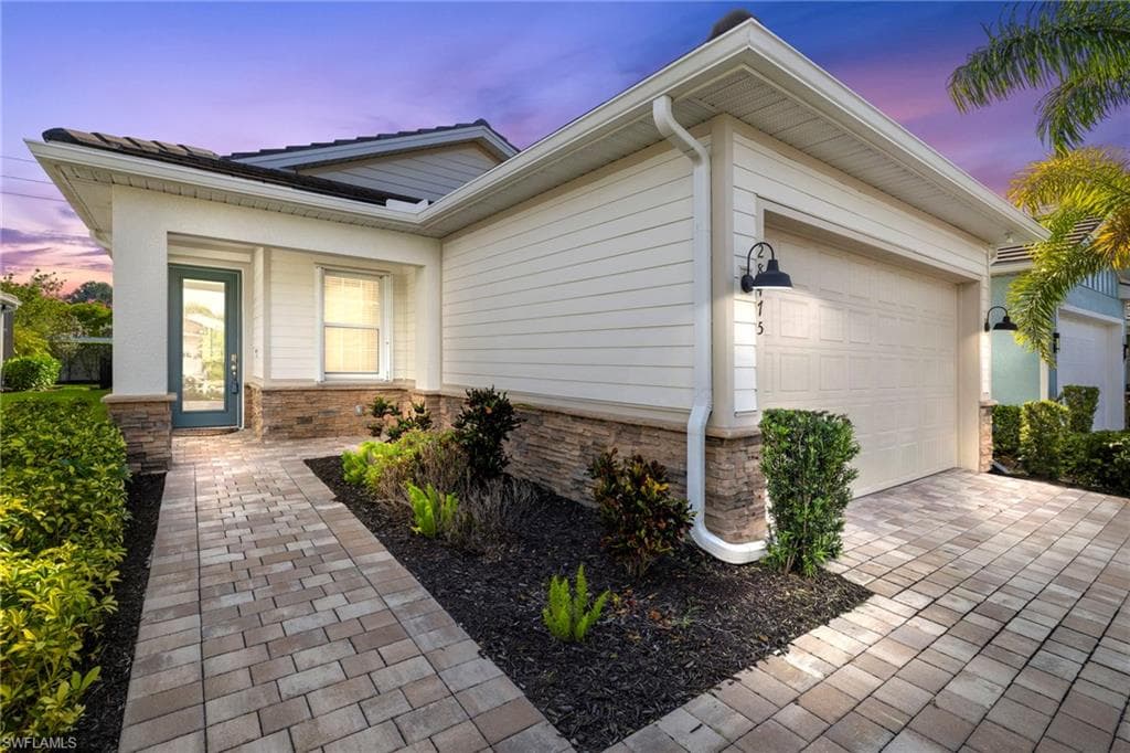 28475 Captiva Shell LOOP BONITA SPRINGS, FL 34135