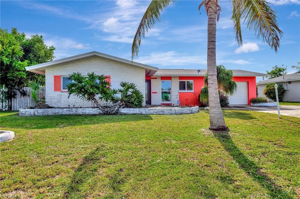 4411 SE 14th PL CAPE CORAL, FL 33904