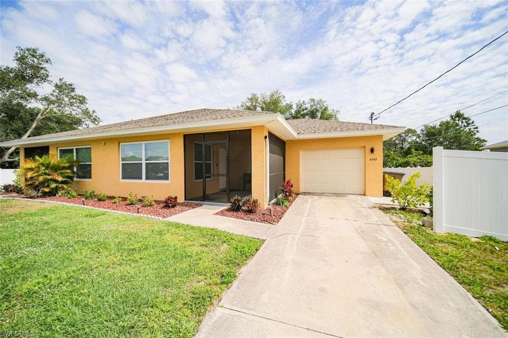4540-4542 27th ST SW LEHIGH ACRES, FL 33973