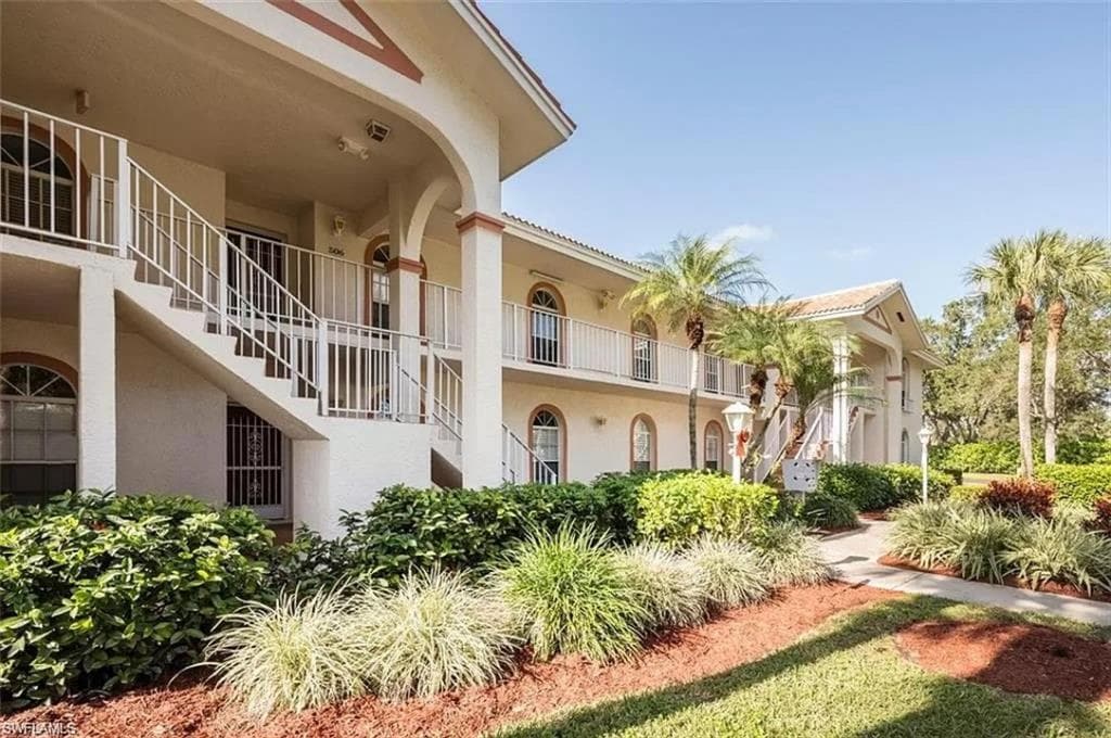 703 Mardel DR 505 NAPLES, FL 34104