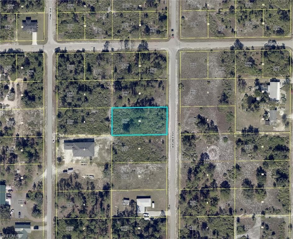 1319 Wagner AVE LEHIGH ACRES, FL 33972