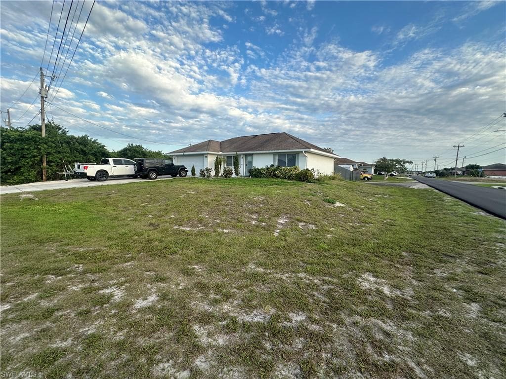 4309 20th ST SW LEHIGH ACRES, FL 33976