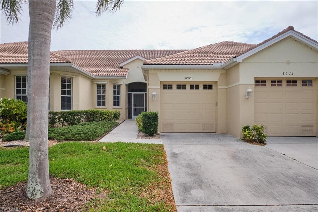 8973 Bristol BEND FORT MYERS, FL 33908