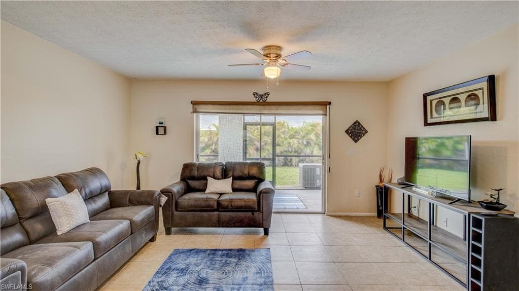 4514 SW 8th PL 11 CAPE CORAL, FL 33914