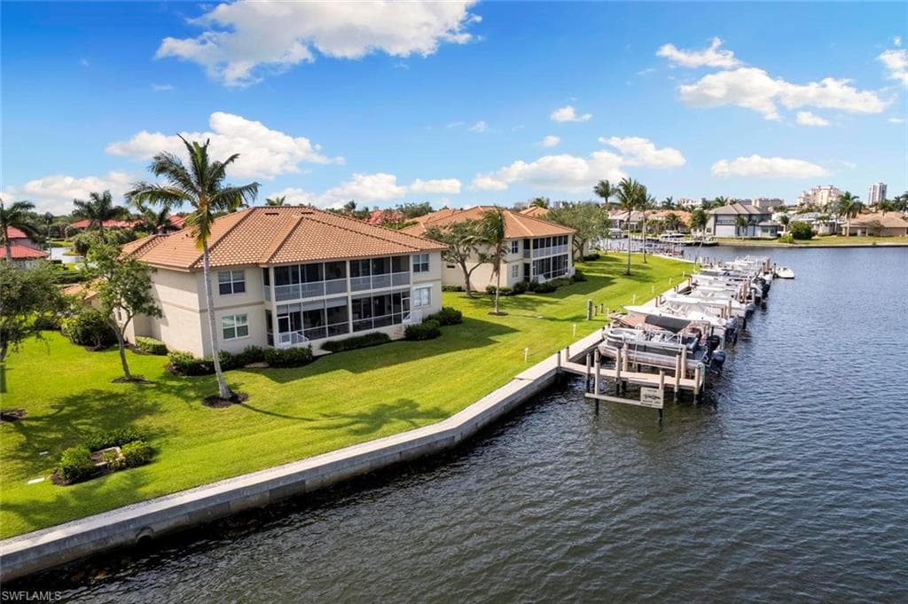 218 Waterway CT 4-101 MARCO ISLAND, FL 34145
