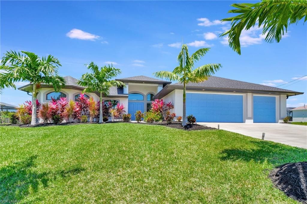 1733 SW 29th TER CAPE CORAL, FL 33914
