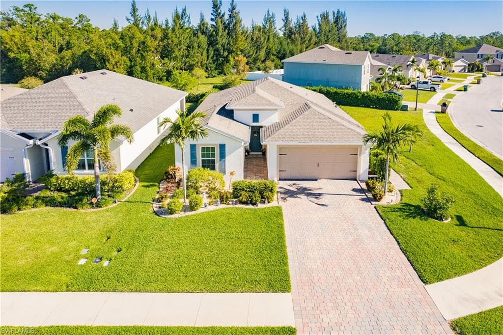 3505 Acapulco CIR CAPE CORAL, FL 33909