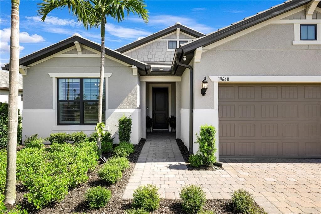 19648 Beechcrest PL ESTERO, FL 33928