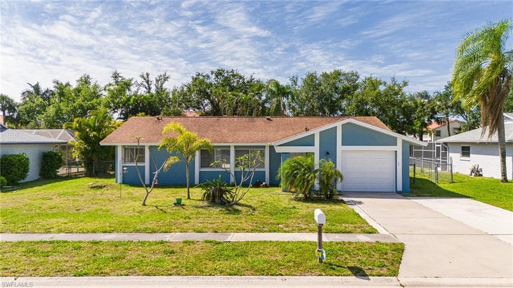 3962 Ascot LN FORT MYERS, FL 33919