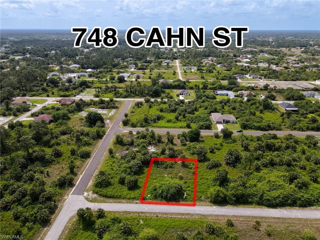 748 Cahn ST E LEHIGH ACRES, FL 33974