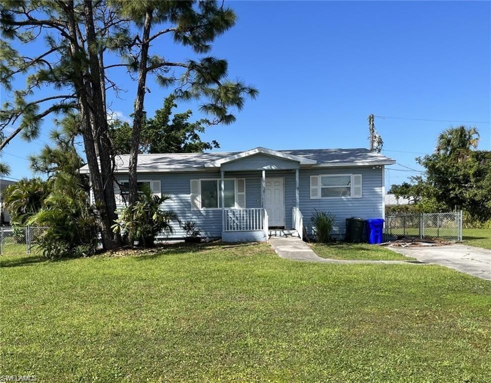 2370 Barden ST FORT MYERS, FL 33916