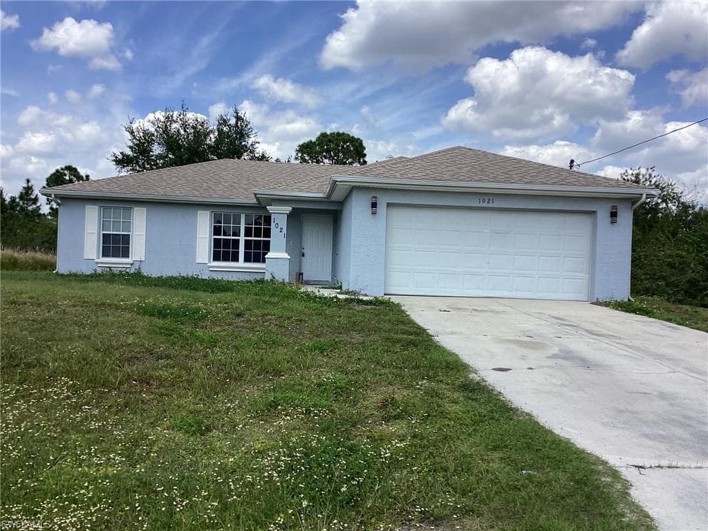 1021 Berwick ST LEHIGH ACRES, FL 33974