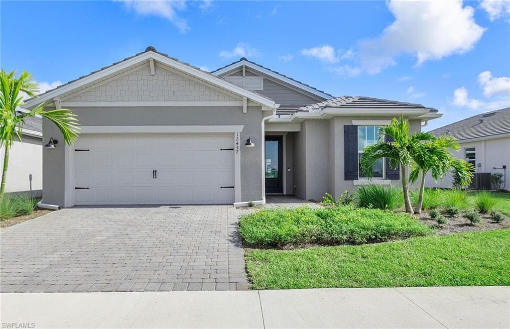 12457 Basalt LN ALVA, FL 33982