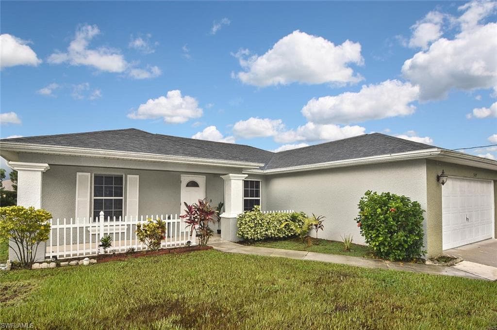 3421 17th ST W LEHIGH ACRES, FL 33971