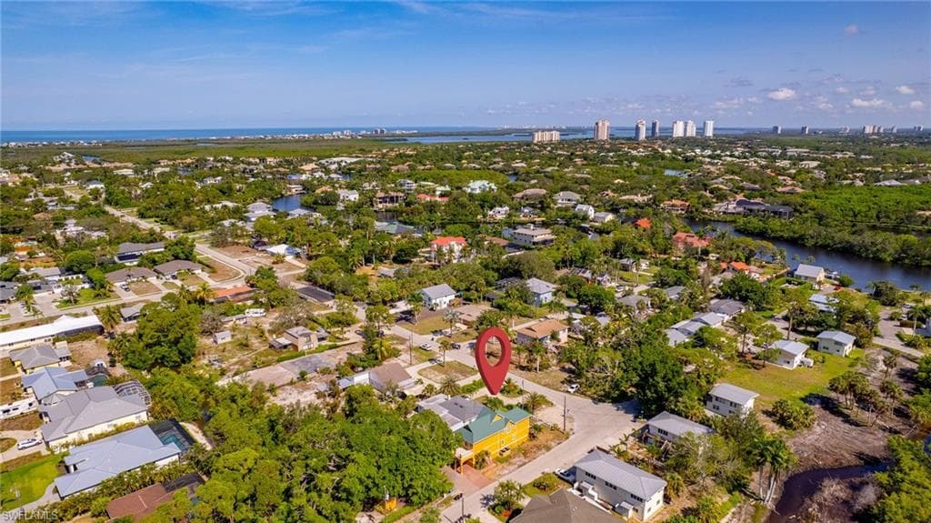 4011 Tarpon AVE BONITA SPRINGS, FL 34134