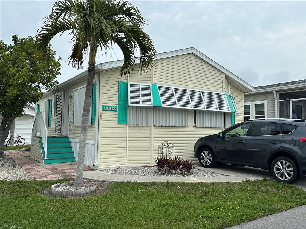 4750 Robert E Lee BLVD W ESTERO, FL 33928