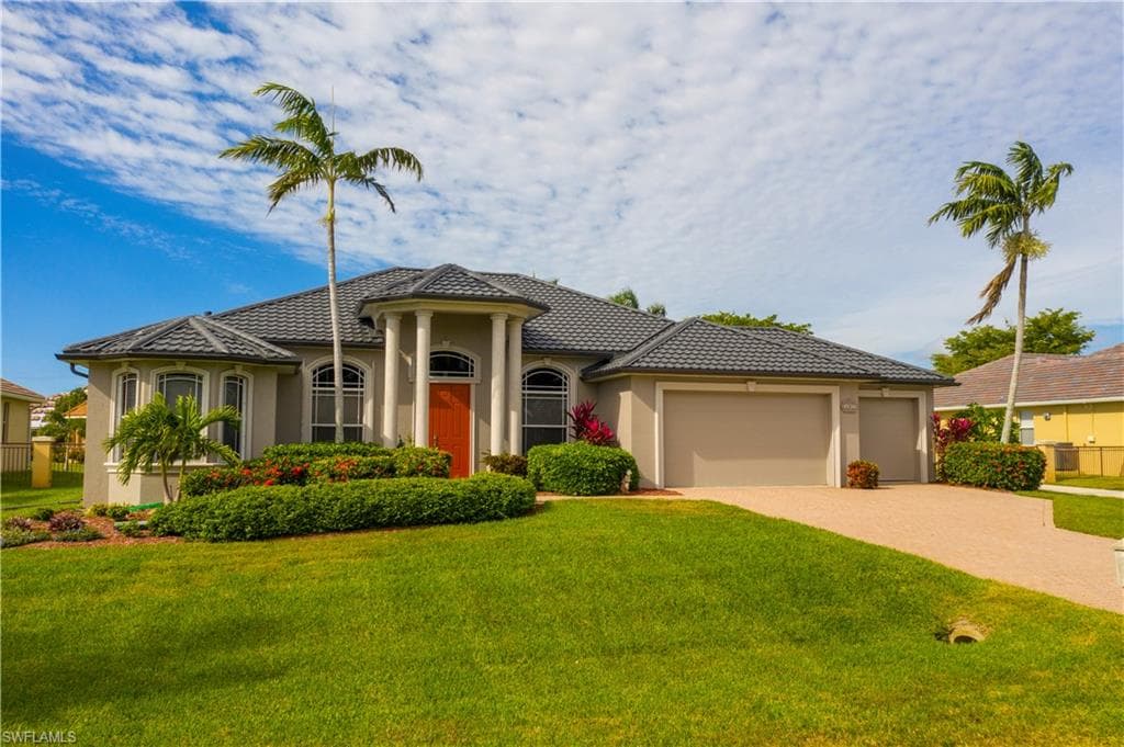 4930 SW 19th PL CAPE CORAL, FL 33914