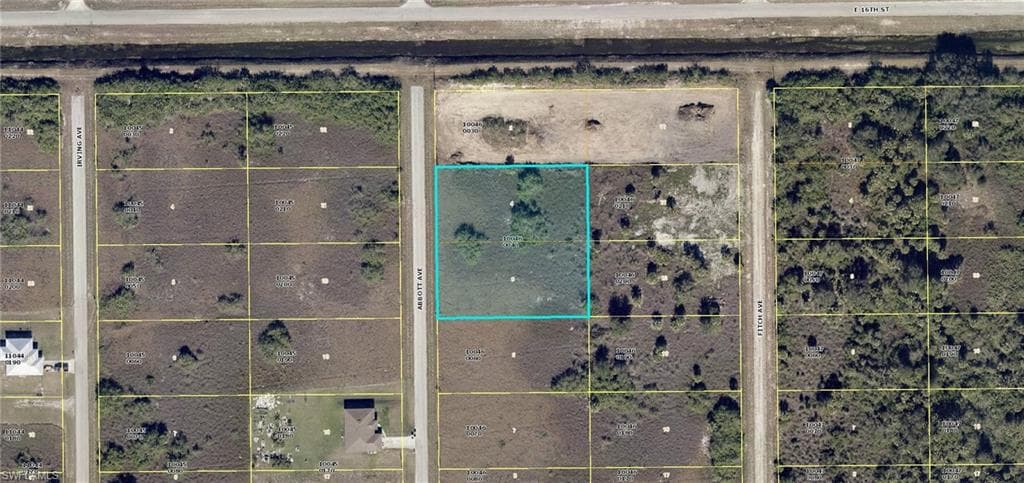 1514 Abbott AVE LEHIGH ACRES, FL 33972