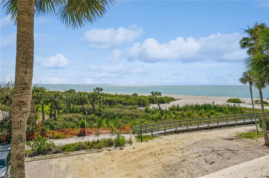 979 E Gulf DR 543 SANIBEL, FL 33914