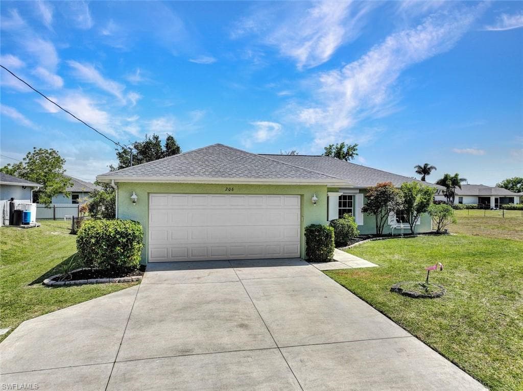 206 Wilmington PKWY CAPE CORAL, FL 33993