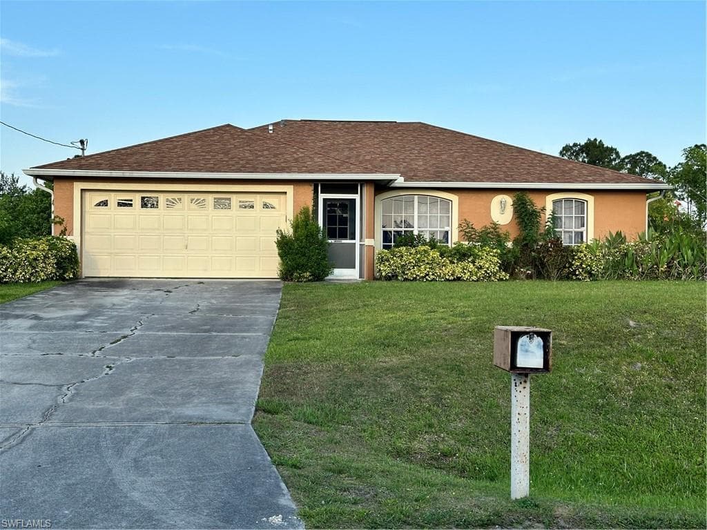 2006 Ann AVE N LEHIGH ACRES, FL 33971