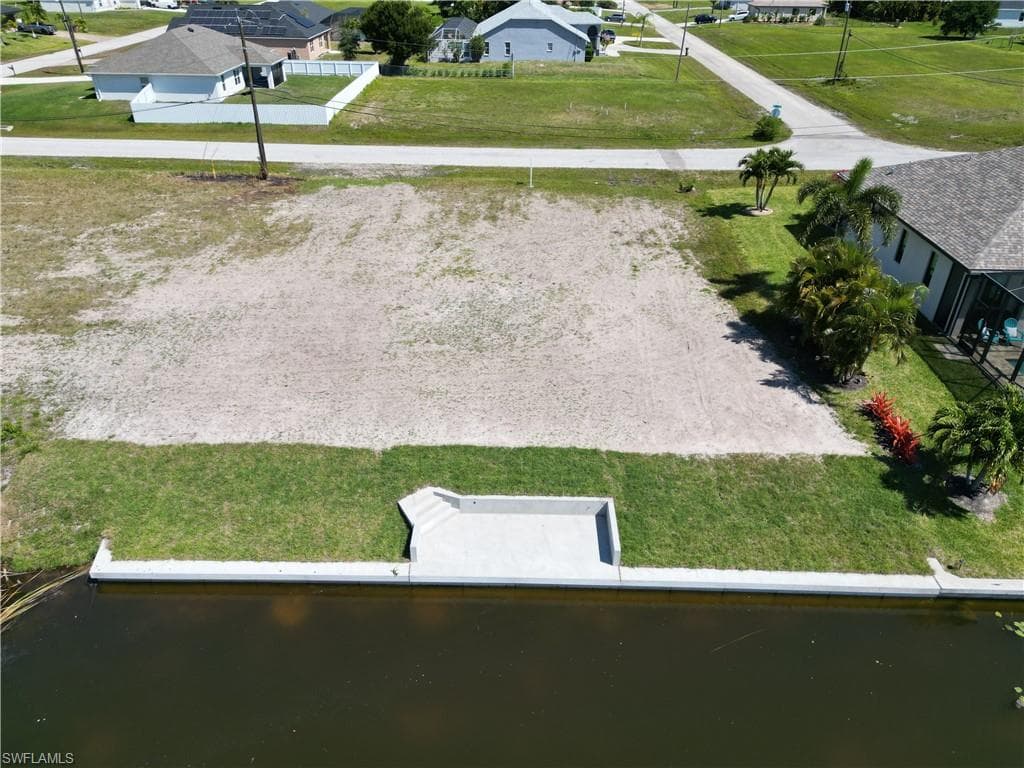 2702 NW 1st TER CAPE CORAL, FL 33993