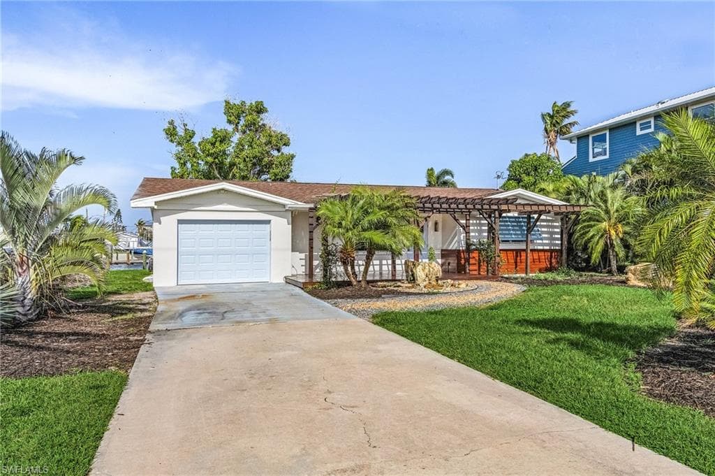 2579 Sanibel BLVD ST. JAMES CITY, FL 33956