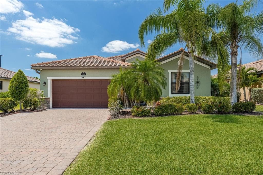 2780 Via Piazza LOOP FORT MYERS, FL 33905