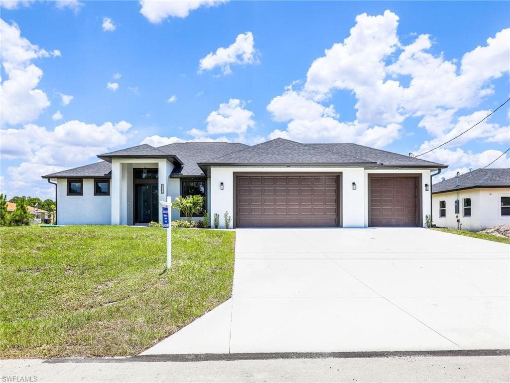 3004 36th ST W LEHIGH ACRES, FL 33971