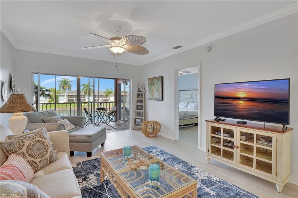 4550 SE 5th PL 201 CAPE CORAL, FL 33904