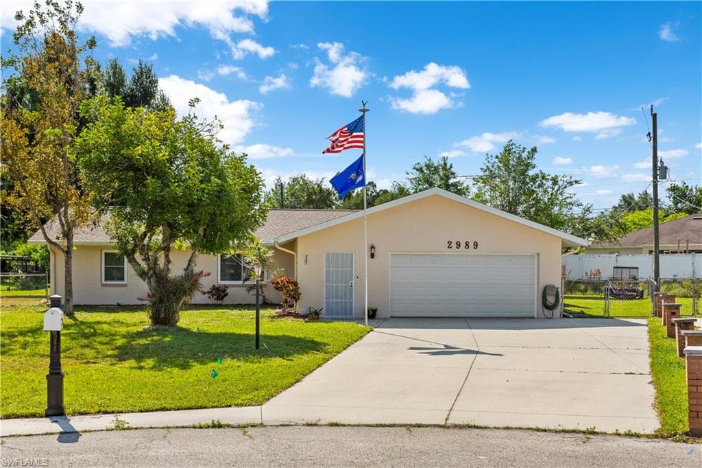 2989 Ribbon CT FORT MYERS, FL 33905