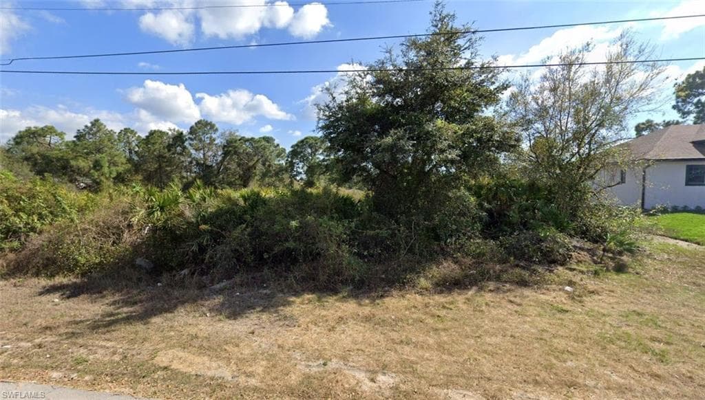 4005 35th ST SW LEHIGH ACRES, FL 33976