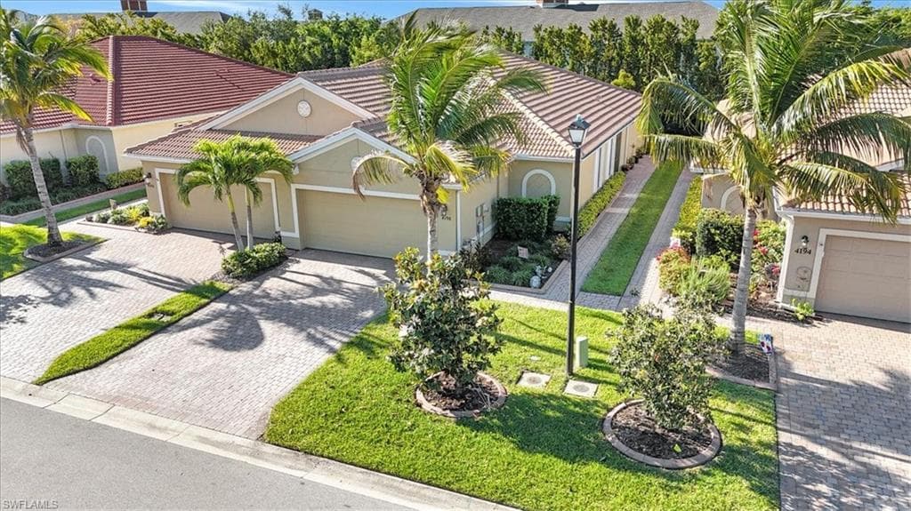 4198 Dutchess Park RD FORT MYERS, FL 33916