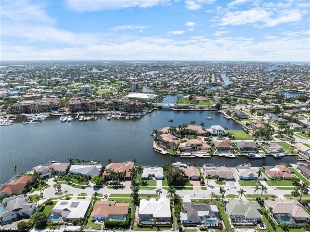 649 Dorando CT MARCO ISLAND, FL 34145