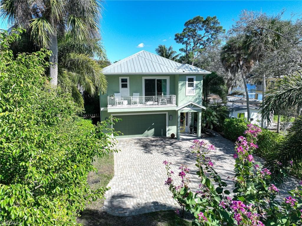 27546 Big Bend RD BONITA SPRINGS, FL 34134